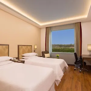 Four Points By Sheraton New Delhi, Airport Highway Отель
